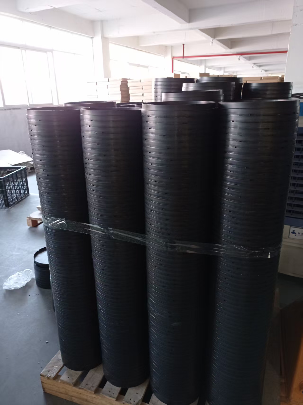 Plastic back plate completed by injection molding